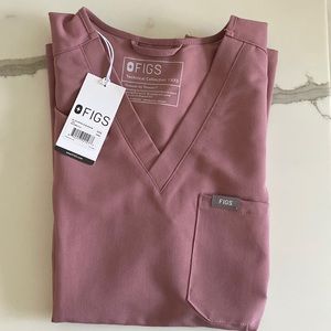 Figs Mineral Mauve Catarina Slim Scrub Top